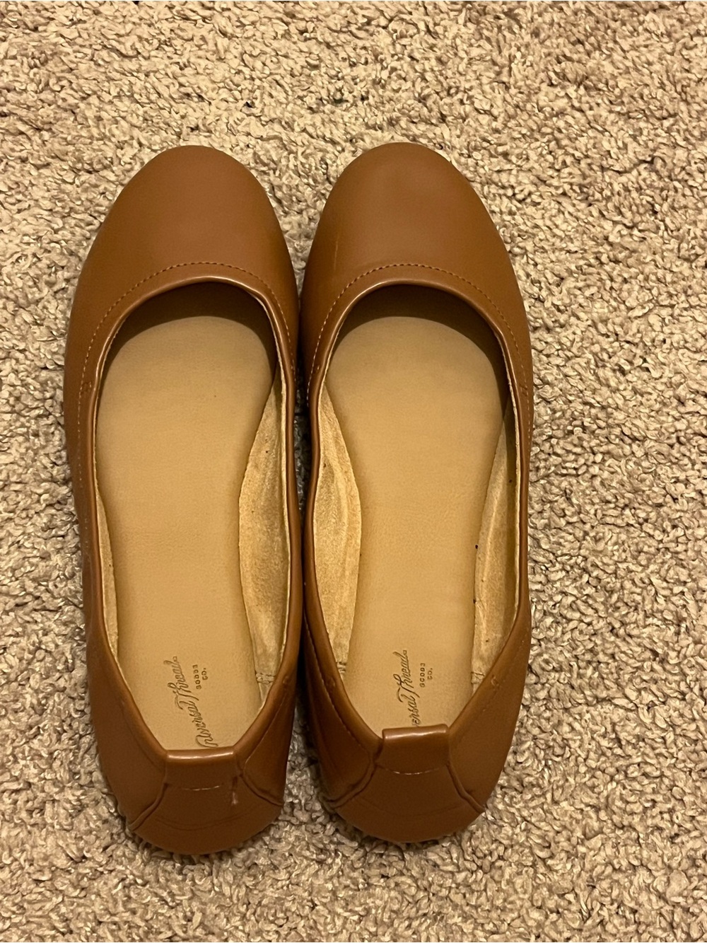 Universal Thread Brown Rounded-Toe Ballet Flats